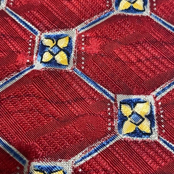 RBM Collection 100% Imported Silk Tie Red Burgundy Yellow Blue Made in USA 59" - Picture 3 of 5